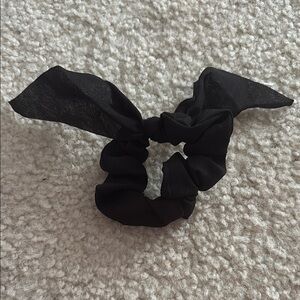 Elegant Black Hair Scrunchie